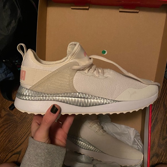 BRAND NEW ‼️ Puma Pacer Next Cage Glitter ✨ - Picture 3 of 6